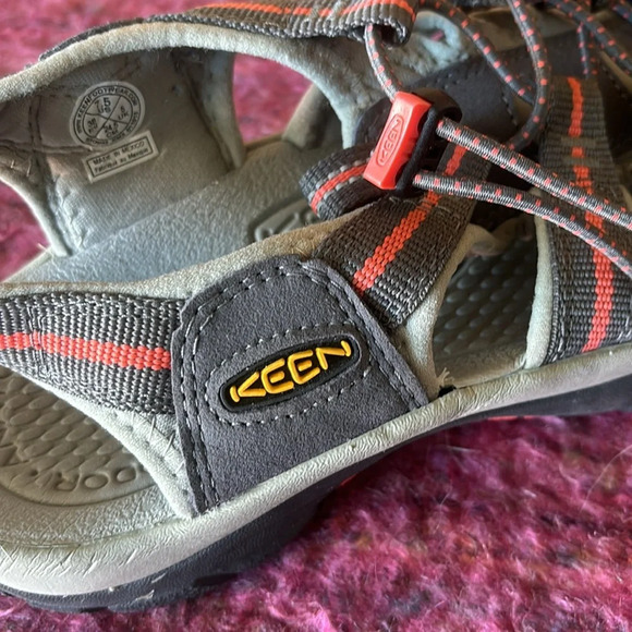 Keen shoes great condition - Picture 8 of 8